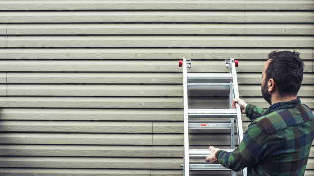 Affordable siding repair and maintenance services in Lakeside, VA